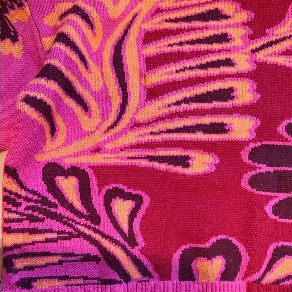 Bold Oversized Turtleneck Sweater in Pink & Red - Picture 5 of 7